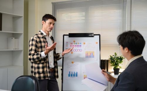 How to Pitch a Mentoring Scheme: A Step-by-Step Guide for L&D Leaders
