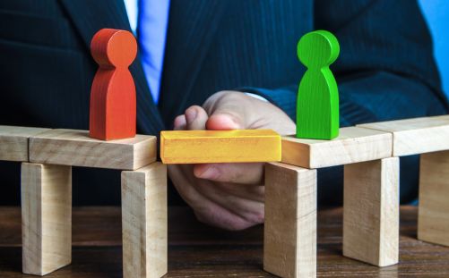 Recognise and Resolve Conflict Between Senior Mentors and Outspoken Mentees Recognise and Resolve Conflict Between Senior Mentors and Outspoken Mentees